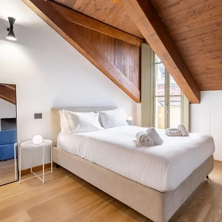 Hostdomus - Urban Loft Appartement