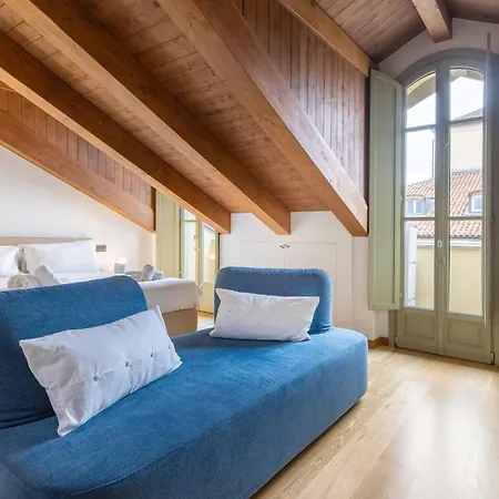 Hostdomus - Urban Loft Apartment Turin