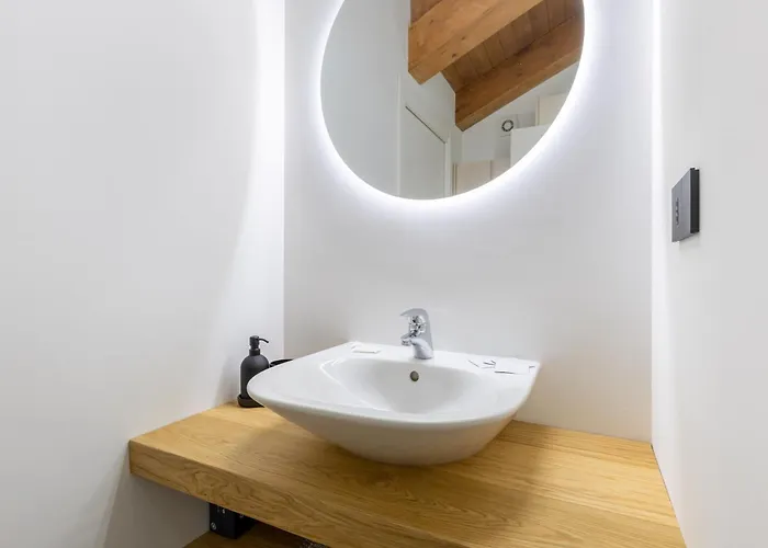 Hostdomus - Urban Loft *