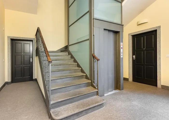 Hostdomus - Urban Loft * Turin